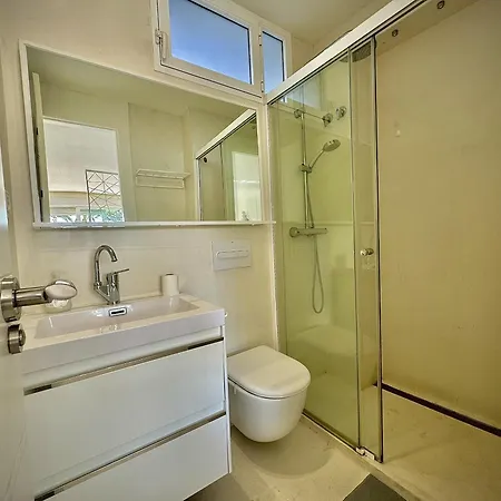 Coronado Studio W Pool By Homing Appartement *